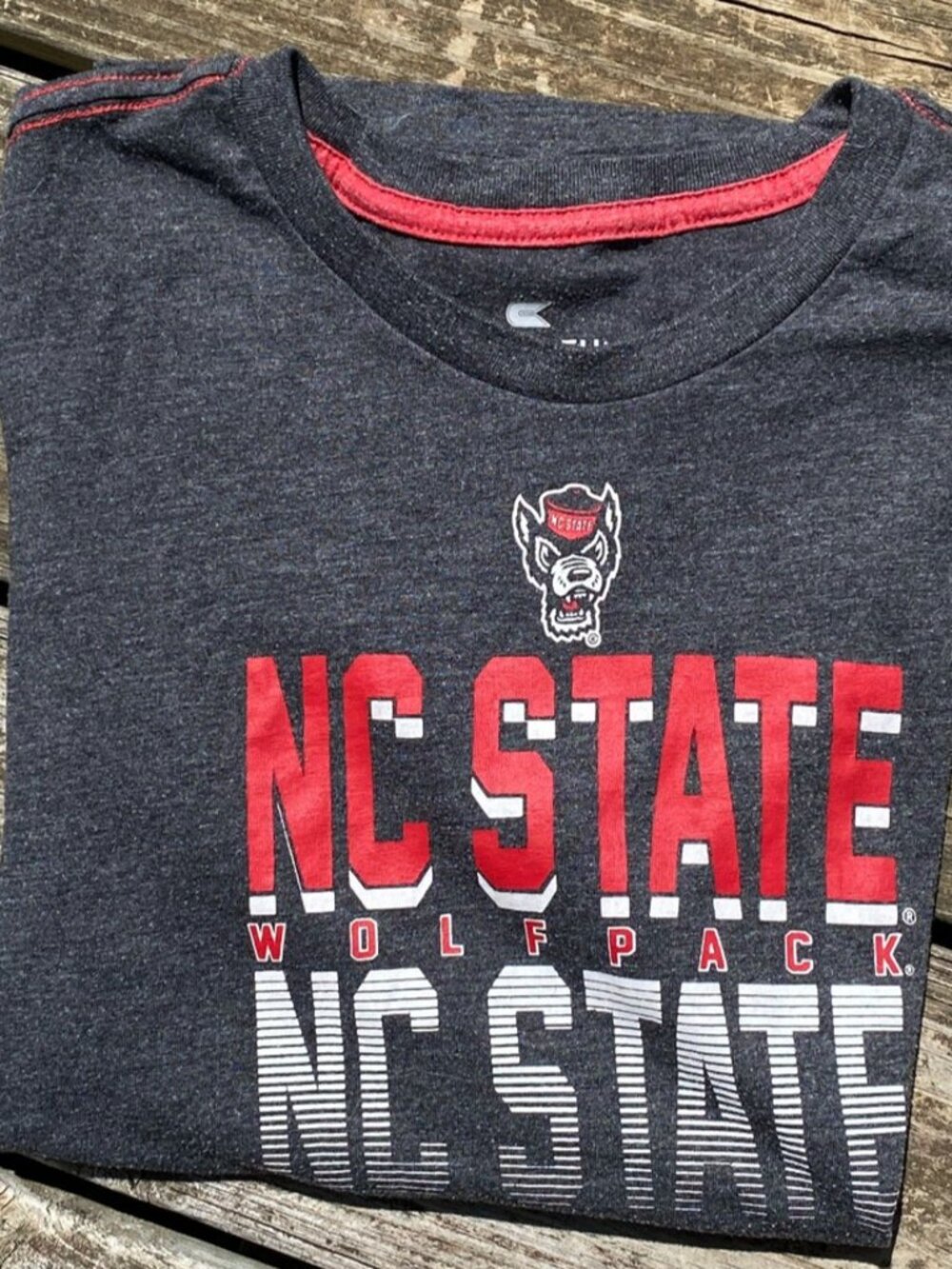 NC State Wolfpack Youth Size Large (16-18) Colosseum Gray Red White Logo T-Shirt